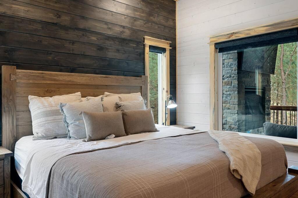 Lone Pine Lodge. Brand New! 2 Bedroom Luxury Cabin. Broken Bow Zewnętrze zdjęcie