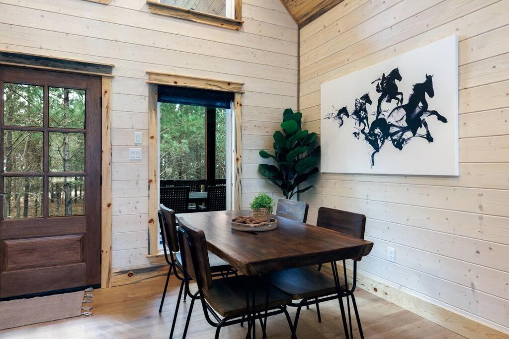 Lone Pine Lodge. Brand New! 2 Bedroom Luxury Cabin. Broken Bow Zewnętrze zdjęcie